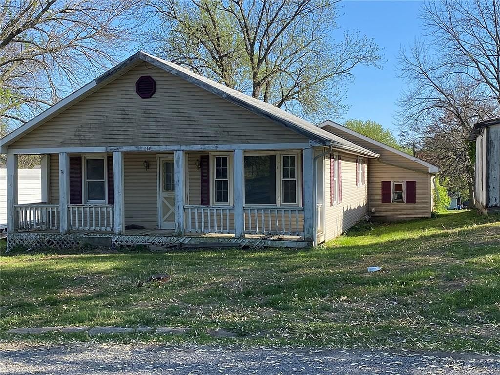 114 & 116 W Pine St, Waverly, MO 64096 Zillow