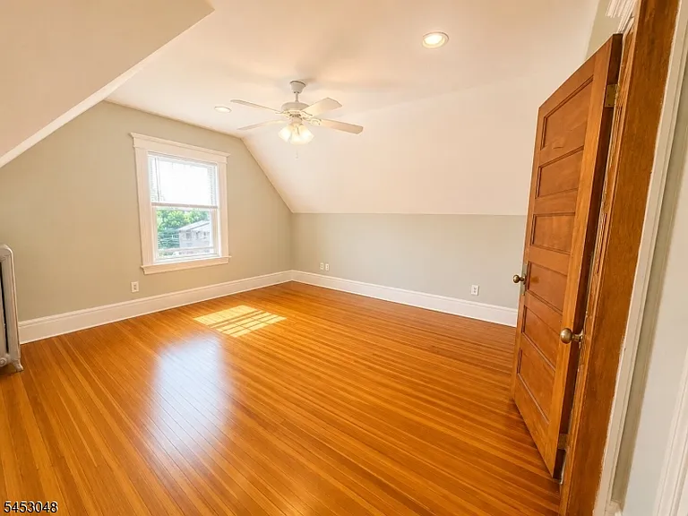 2 Cloverhill Pl #1 — Photo 29