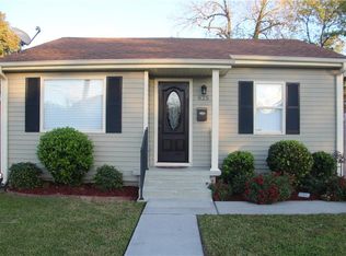 825 Randolph Ave, Harahan, LA 70123