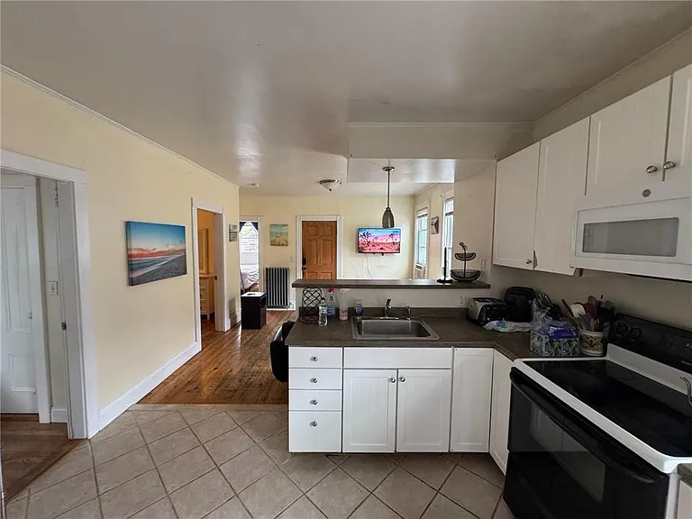 9 Ann St #2 — Photo 6