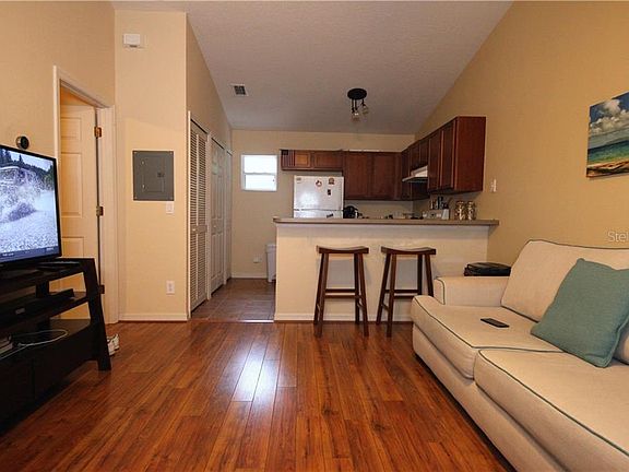 2nd image of 1607 E Washington St #A