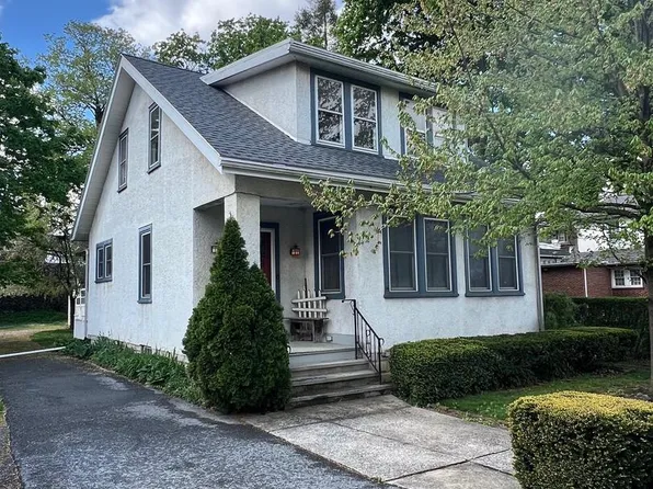 194 Walnut St, Lebanon, PA 17042