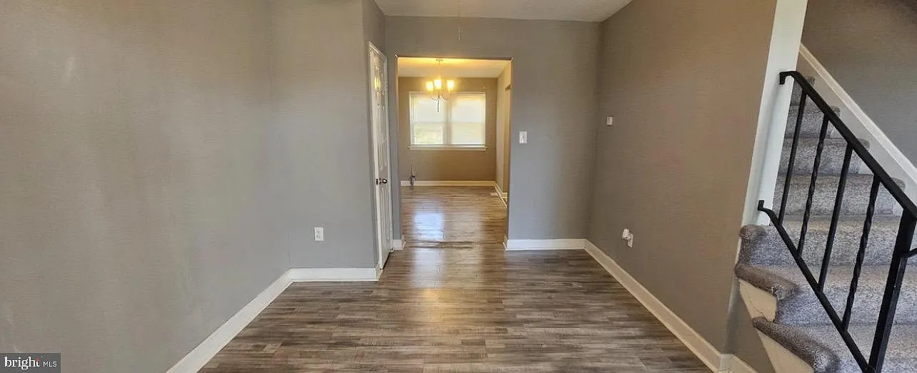 2 bed, 1.5 bath, $1,600 — Photo 2