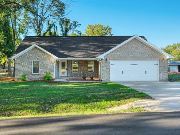30 Whiteside St, Spartanburg, SC 29301
