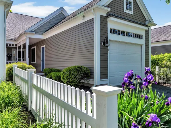 10 Blue Meadow Court, Bourne, MA 02532