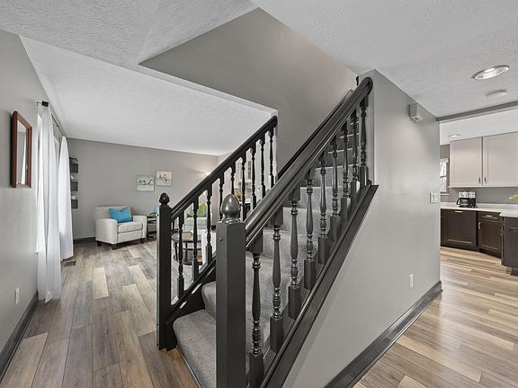4th image of 189 Sassafras Way