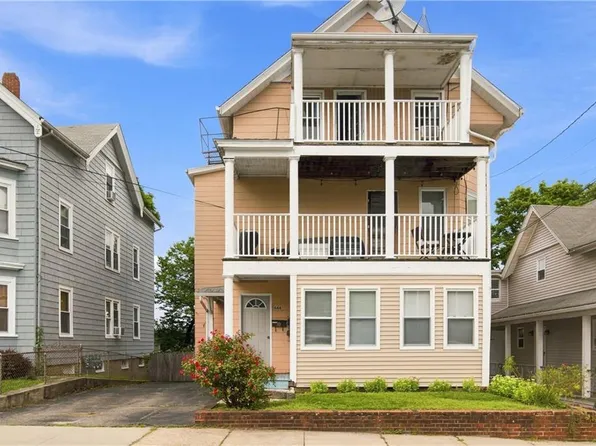 444 Carrington Ave, Woonsocket, RI 02895
