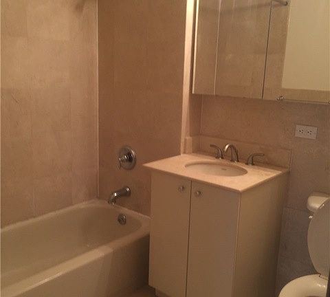 4th image of 11624 Grosvenor Ln APT 5E