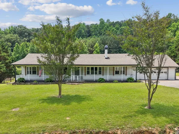 233 Village Springs Rd, Springville, AL 35146