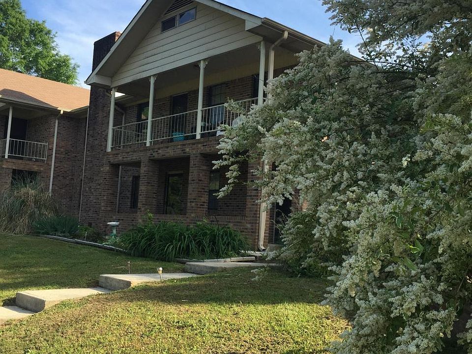 Front view of balcony and patio below