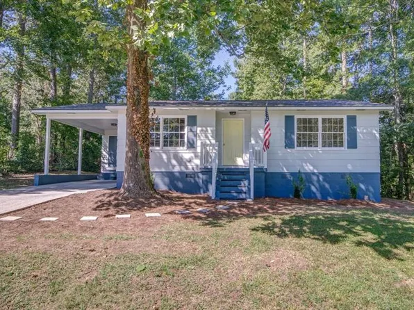 5639 Nacoochee St, Lula, GA 30554