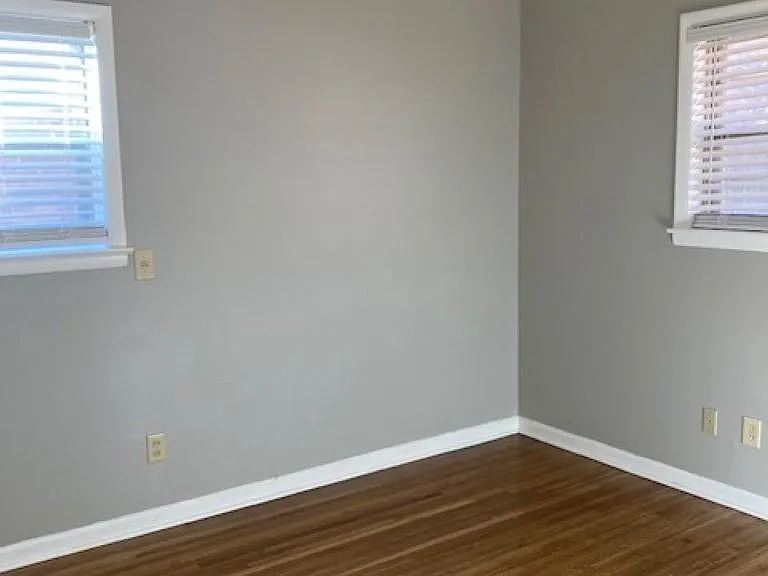 5386 Denwood Ave — Photo 12