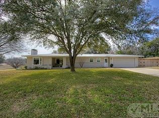 3601 Manderly Pl, Fort Worth, TX 76109
