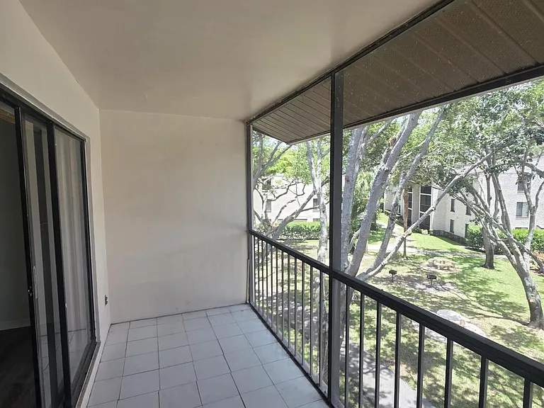 202 Foxtail Dr #F3 — Photo 5