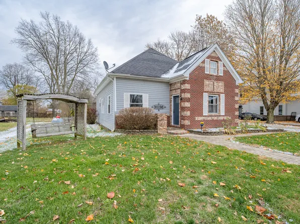 125 N Main St, Fillmore, IN 46128