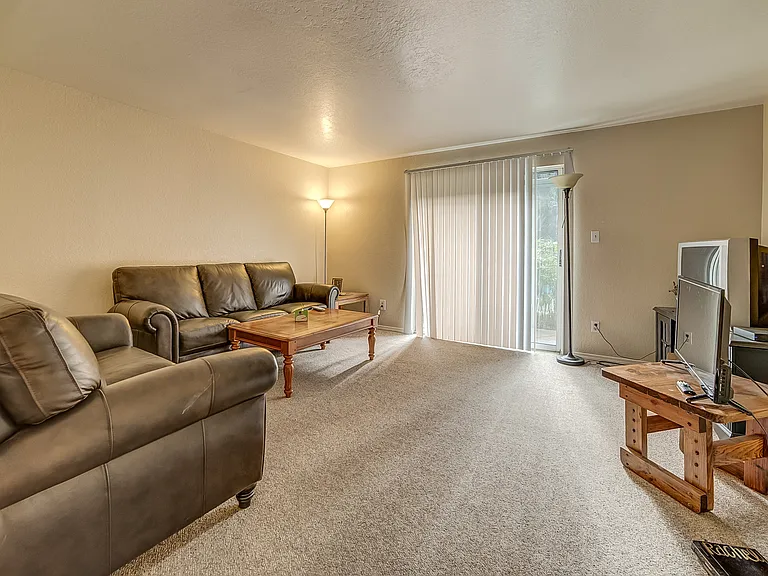 724 W 1720 N #109 — Photo 17