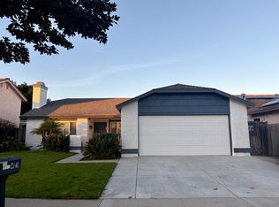 2741 Oarfish Ln, Oxnard, CA 93035