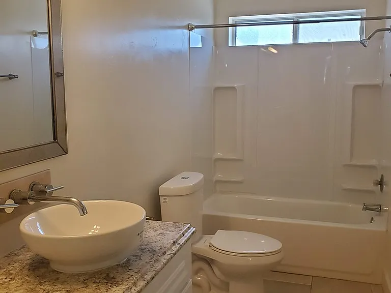 3637 W Angela Dr — Photo 6