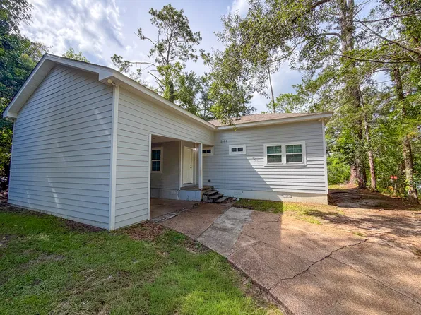 1606 Atkamire Dr, Tallahassee, FL 32304