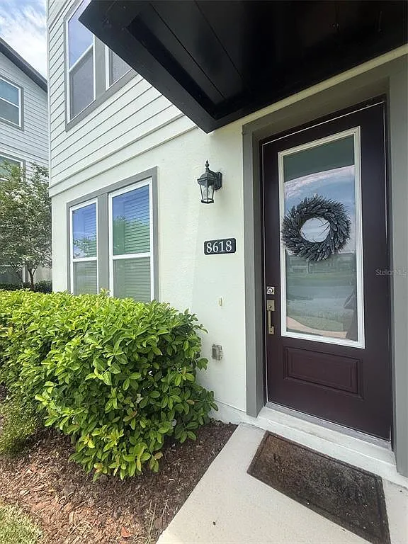3 bed, 3.5 bath, 2167 sqft, $3,100 — Photo 3