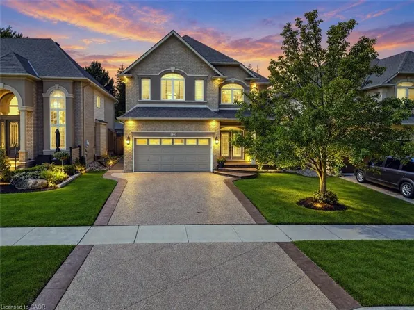 123 Moorland Cres, Ancaster, ON L9K 1N8