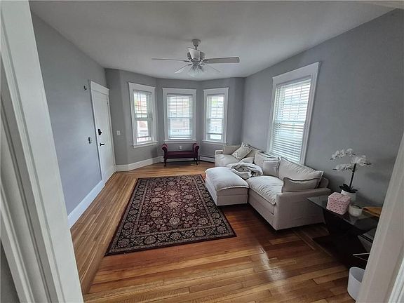 2nd image of 76 Pembroke Ave