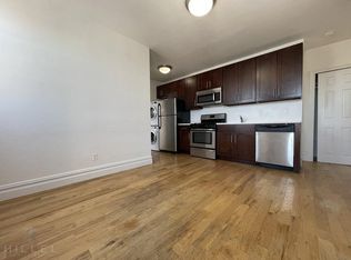 21-80 38th St #D9, Astoria, NY 11105