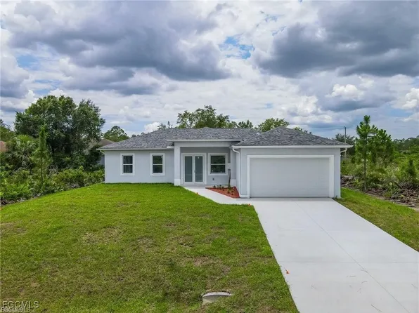 744 Clancy St E, Lehigh Acres, FL 33974
