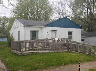 817 Beech St, Waterloo, IA 50703