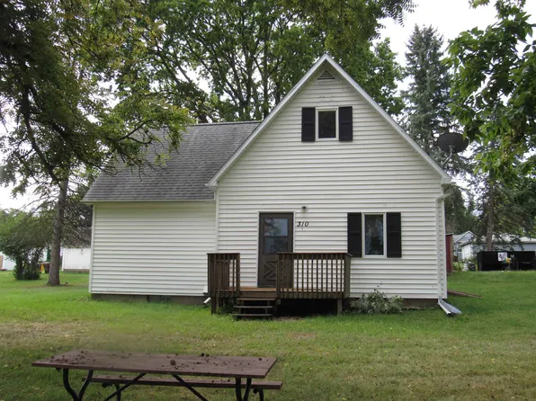 310 W 3rd St, Pecatonica, IL 61063