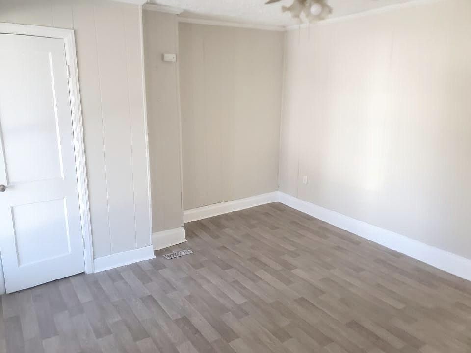 2nd image of 161 Virginia Ave
