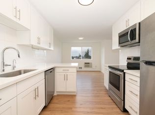 8356 16th Ave NW APT 401, Seattle, WA 98117