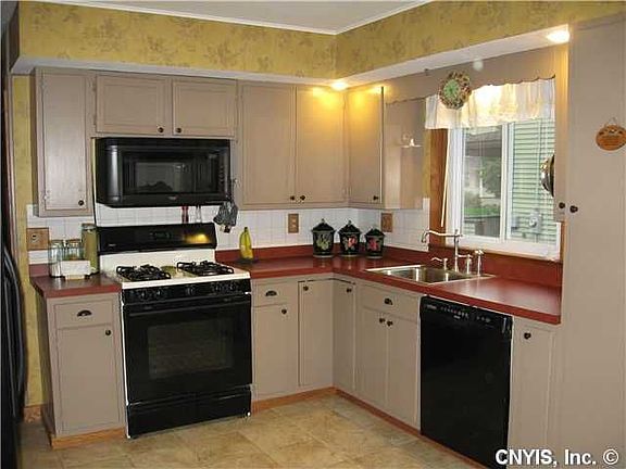 4th image of 3 Copeland Ave