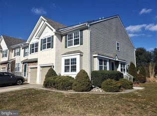 103 Hearthstone Ln, Marlton, NJ 08053