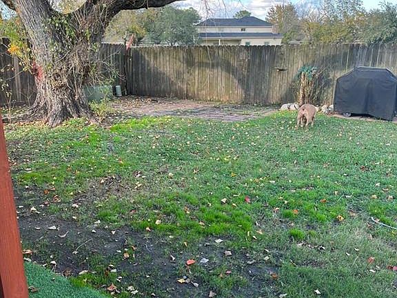 2nd image of 13706 Towne Way Dr