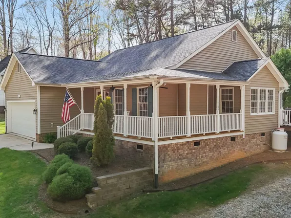 75 Polo Dr, Franklinton, NC 27525