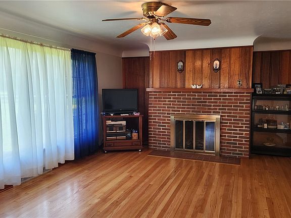 5th image of 13993 Butternut Rd