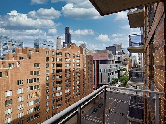 2nd image of 1 E 8th St APT 504