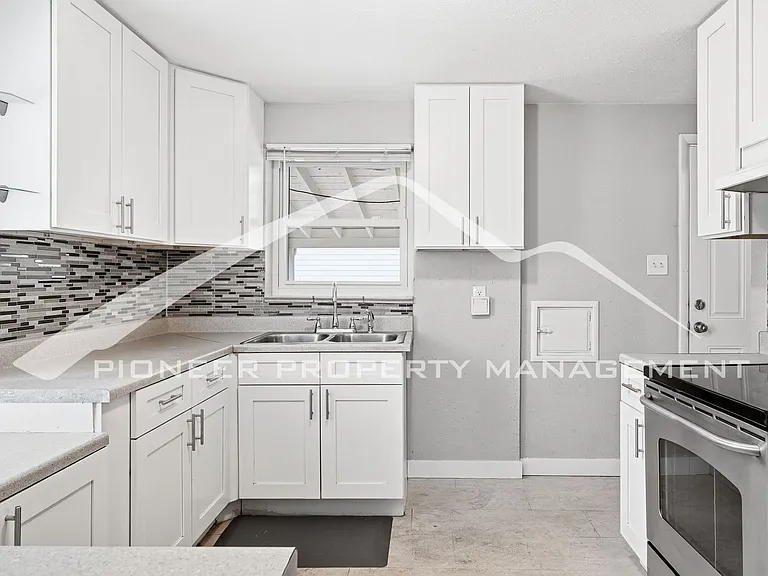 4564 E Mexico Ave — Photo 5