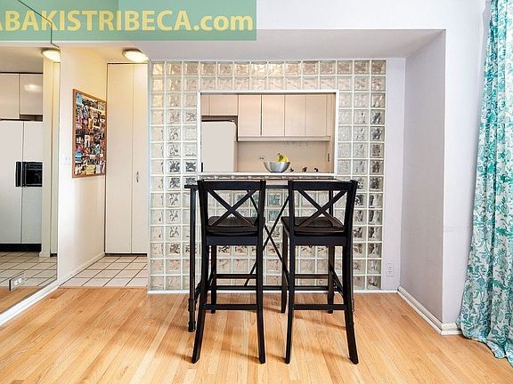 3rd image of 295 Greenwich St APT 11O