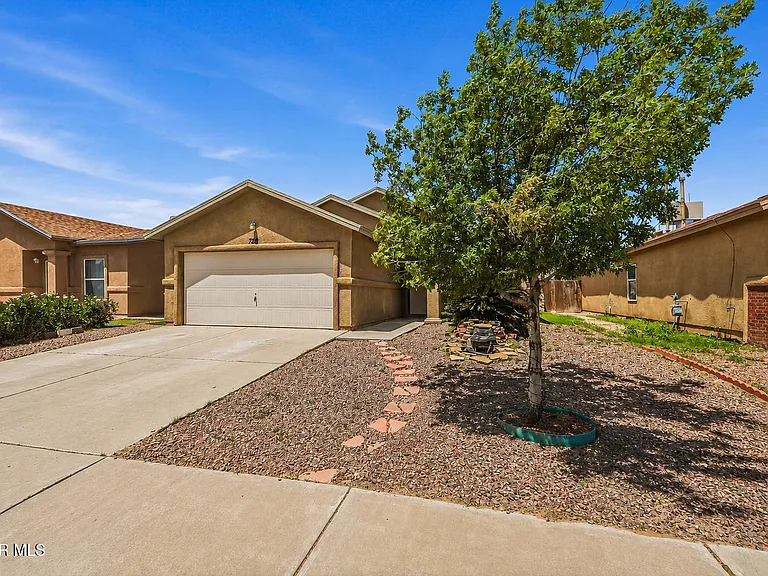 7261 Sachet Cliff Dr — Photo 3
