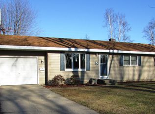 1405 Princeton Rd, Manistee, MI 49660