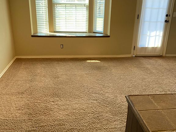 4th image of 2520 Caribou Ct