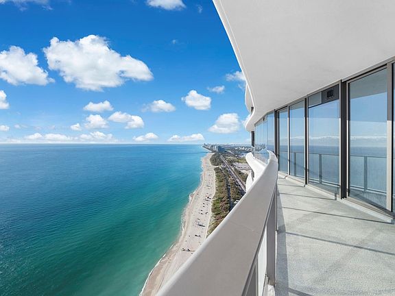 3rd image of 15701 Collins Avenue #4103
