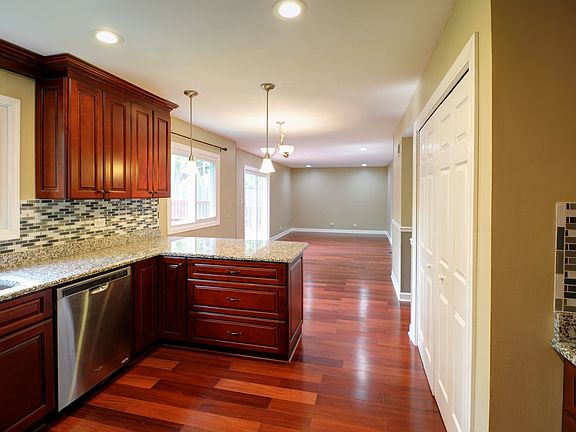 4th image of 4275 Eisenhower Cir