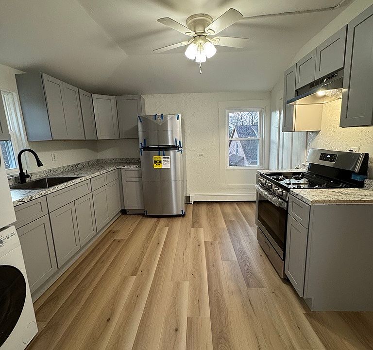 1st image of 22 Cottage St Floor 2
