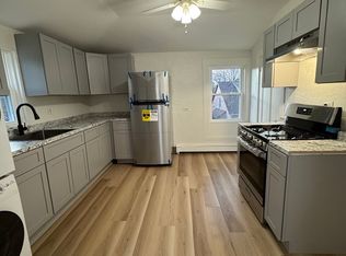 22 Cottage St FLOOR 2, Holbrook, MA 02343