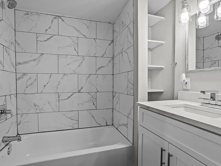 1449 Southland Vista Ct NE #B — Photo 6