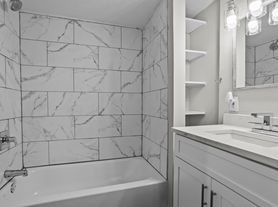 1449 Southland Vista Ct NE