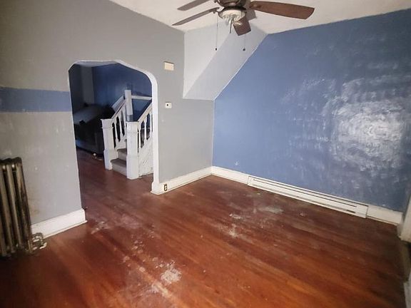 5th image of 150 N 61st St